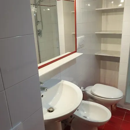 Elba Island Pool & Tennis