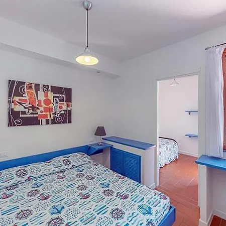 Elba Island Pool & Tennis