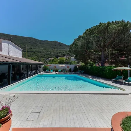 Elba Island Pool & Tennis 4* Nisporto