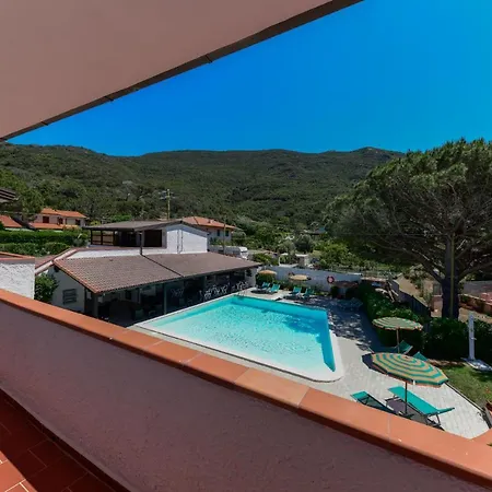 Elba Island Pool & Tennis Apartahotel 4*
